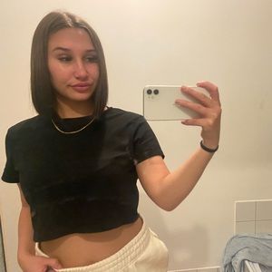 Meet your Posher, Jemayka